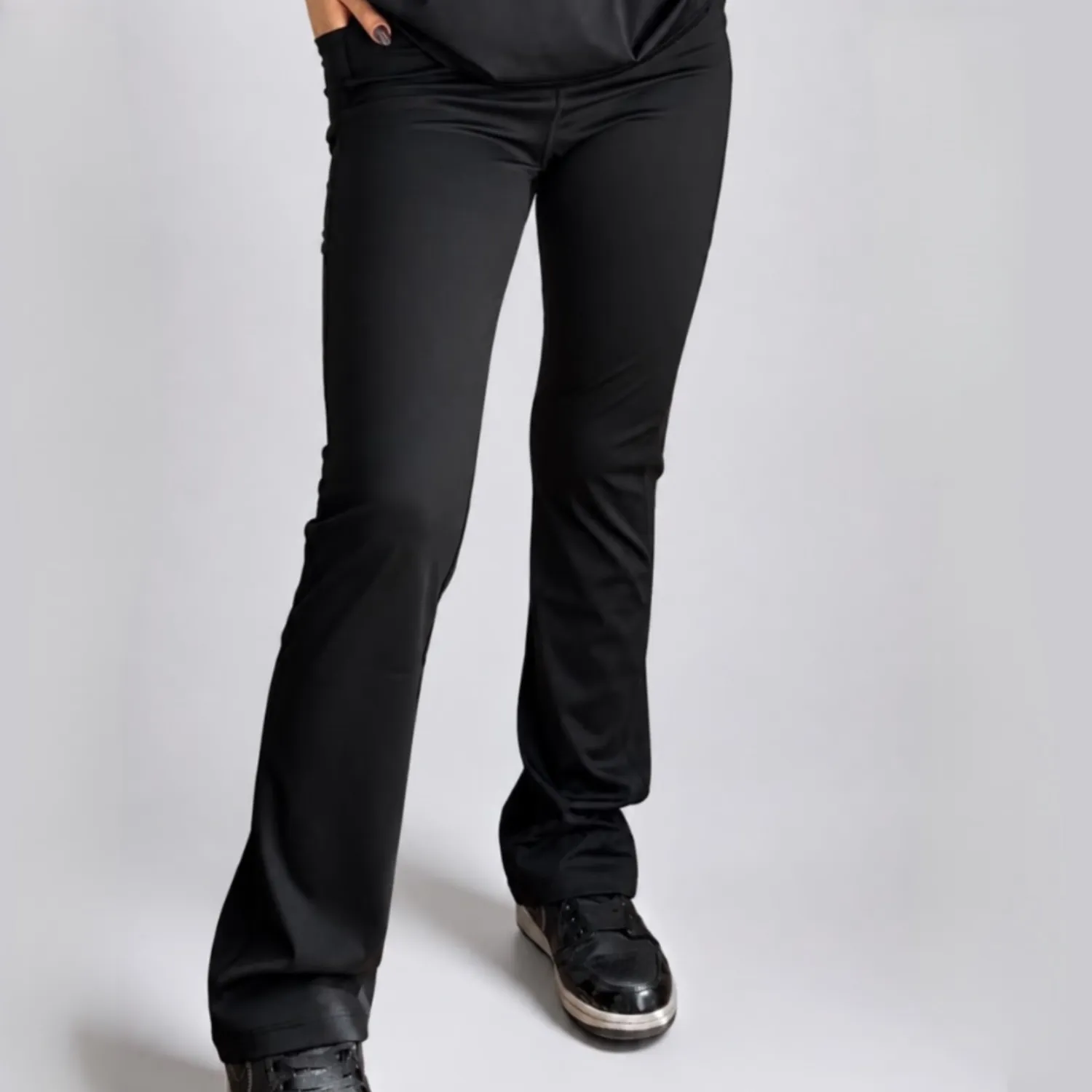 photo-output (8) لگ راسته lululemon کد4412 - تصویر 1